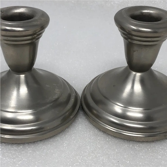 FB Rogers Pair of Pewter Candlestick Holders - Picture 11 of 11
